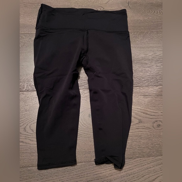Lululemon capris - Picture 2 of 3